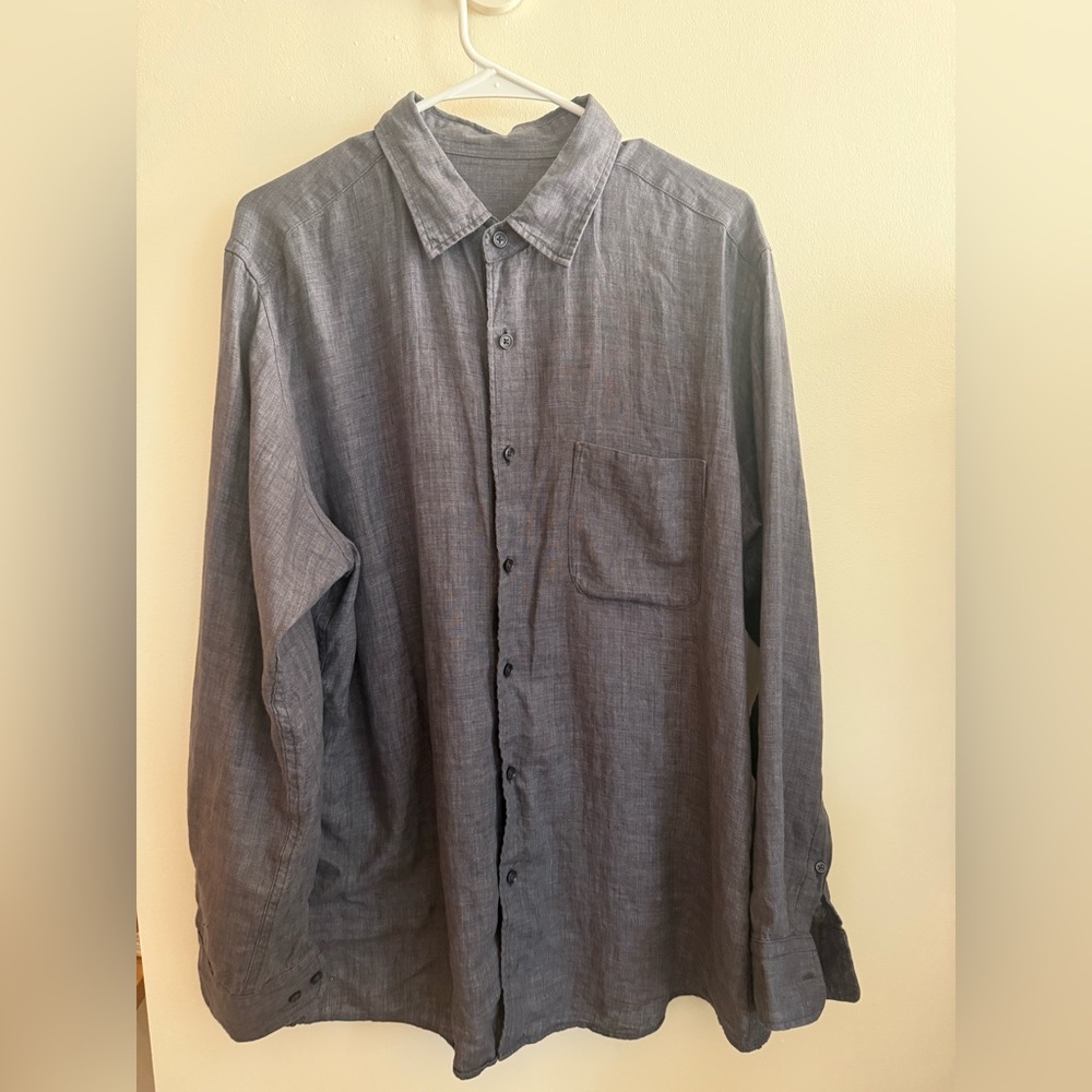 [By 9/15] Uniqlo Men's Charcoal Button-Down Shirt